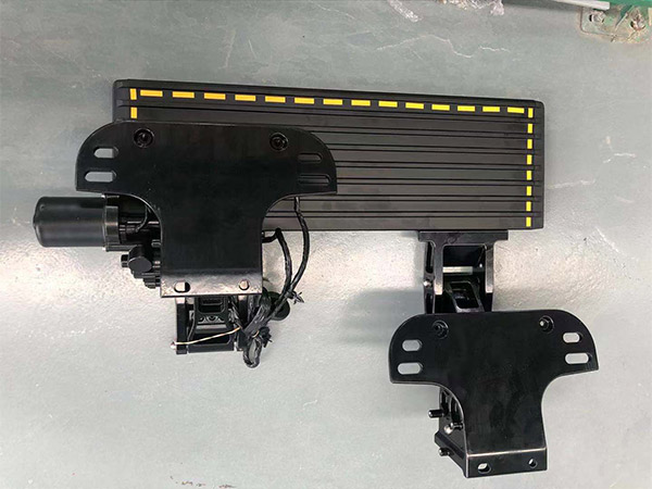 D90電動(dòng)踏步